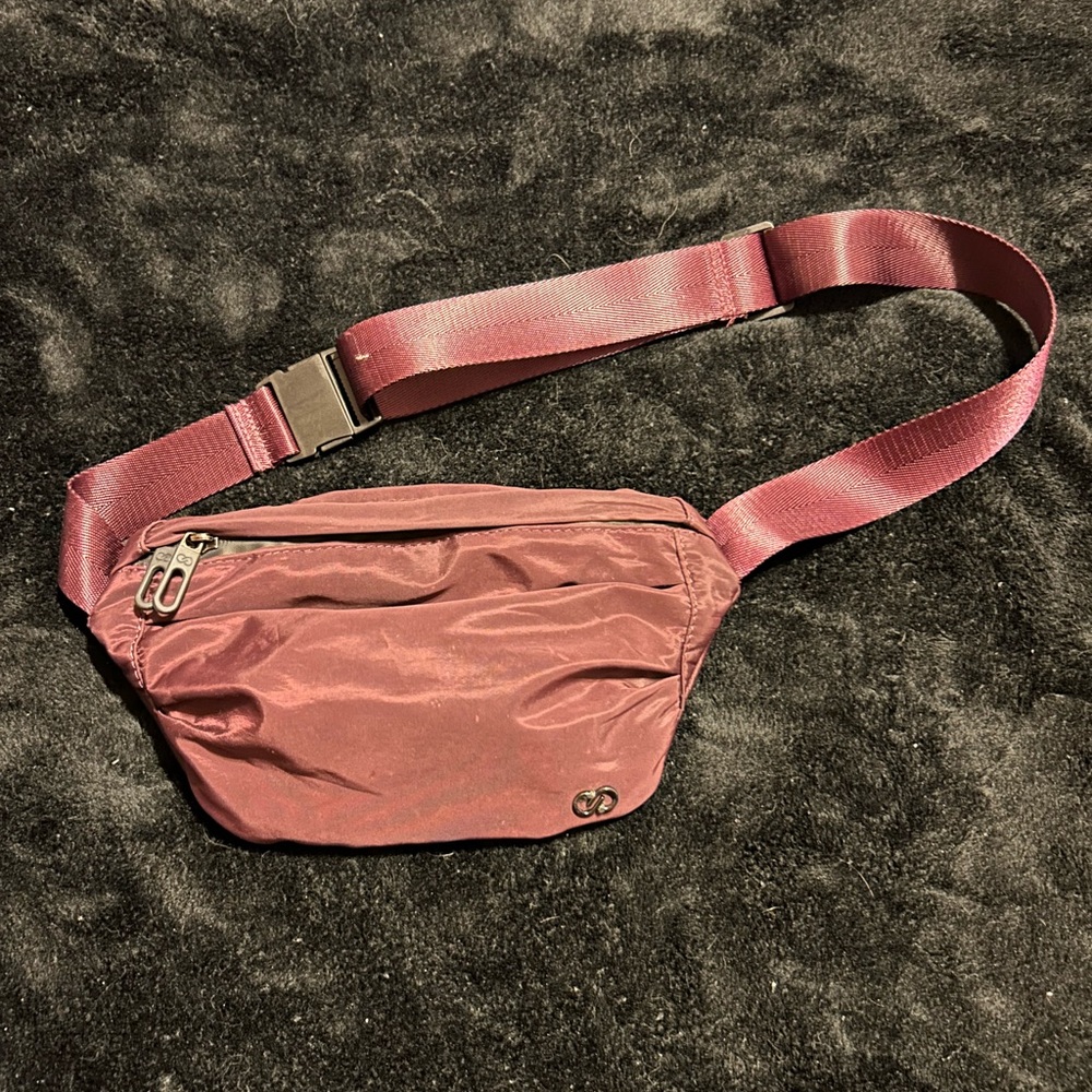 Calia Sling Bag